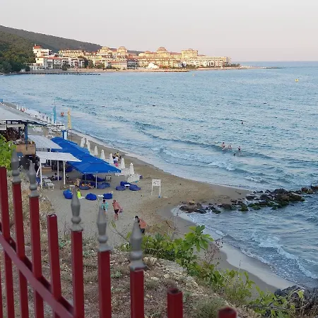 1st Line Private In Fort Noks Panorama Fort Beach , Sveti Vlas, Apartamento Sveti Vlas